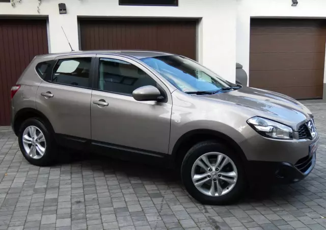 NISSAN Qashqai 1.6 acenta