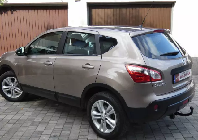 NISSAN Qashqai 1.6 acenta