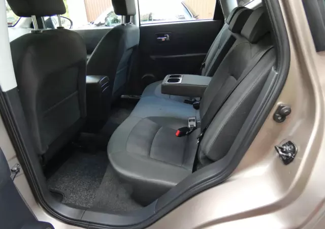 NISSAN Qashqai 1.6 acenta