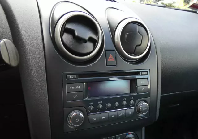 NISSAN Qashqai 1.6 acenta