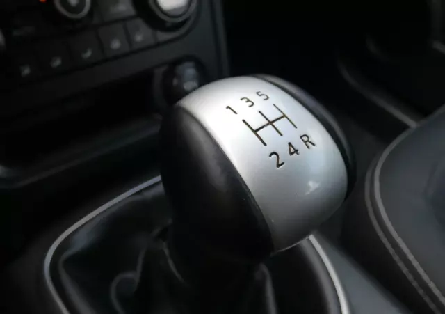 NISSAN Qashqai 1.6 acenta