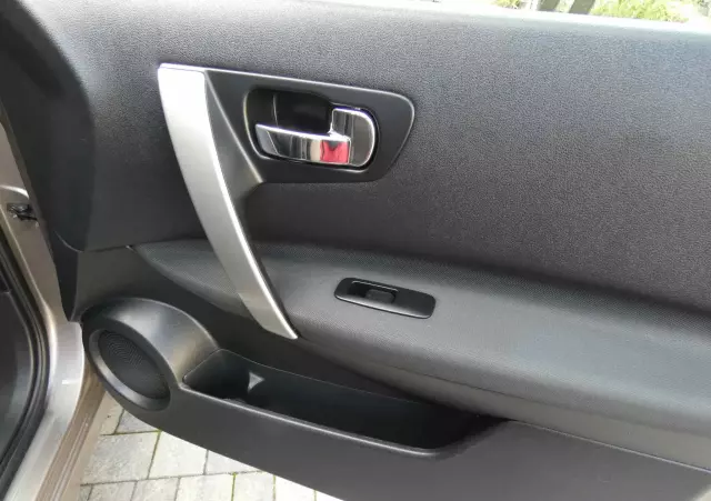 NISSAN Qashqai 1.6 acenta