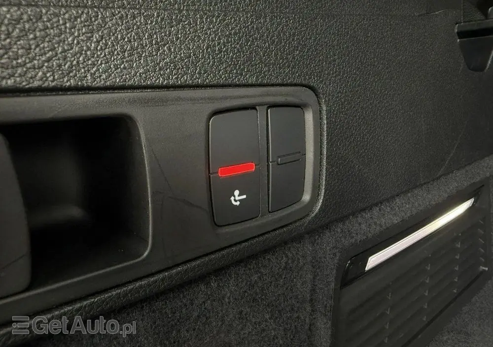 AUDI Q5 Sportback 40 TDI quattro S tronic S line