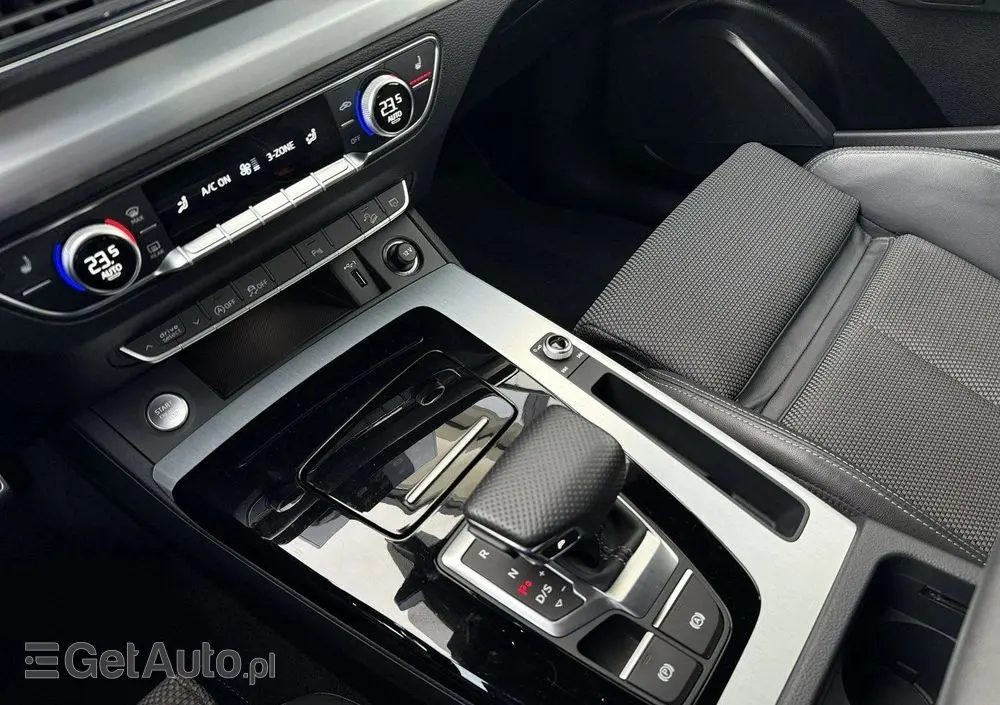 AUDI Q5 Sportback 40 TDI quattro S tronic S line