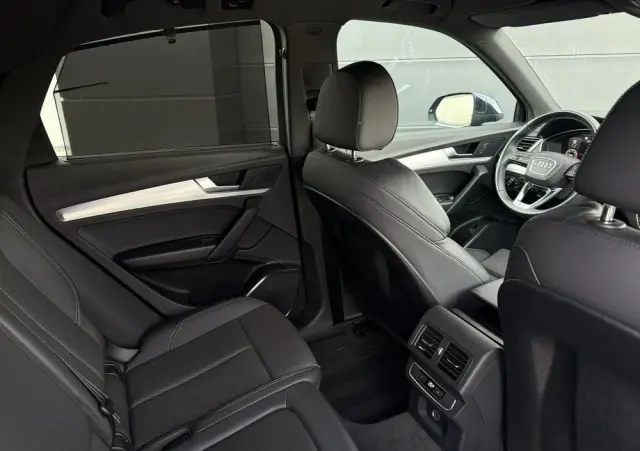 AUDI Q5 Sportback 40 TDI quattro S tronic S line