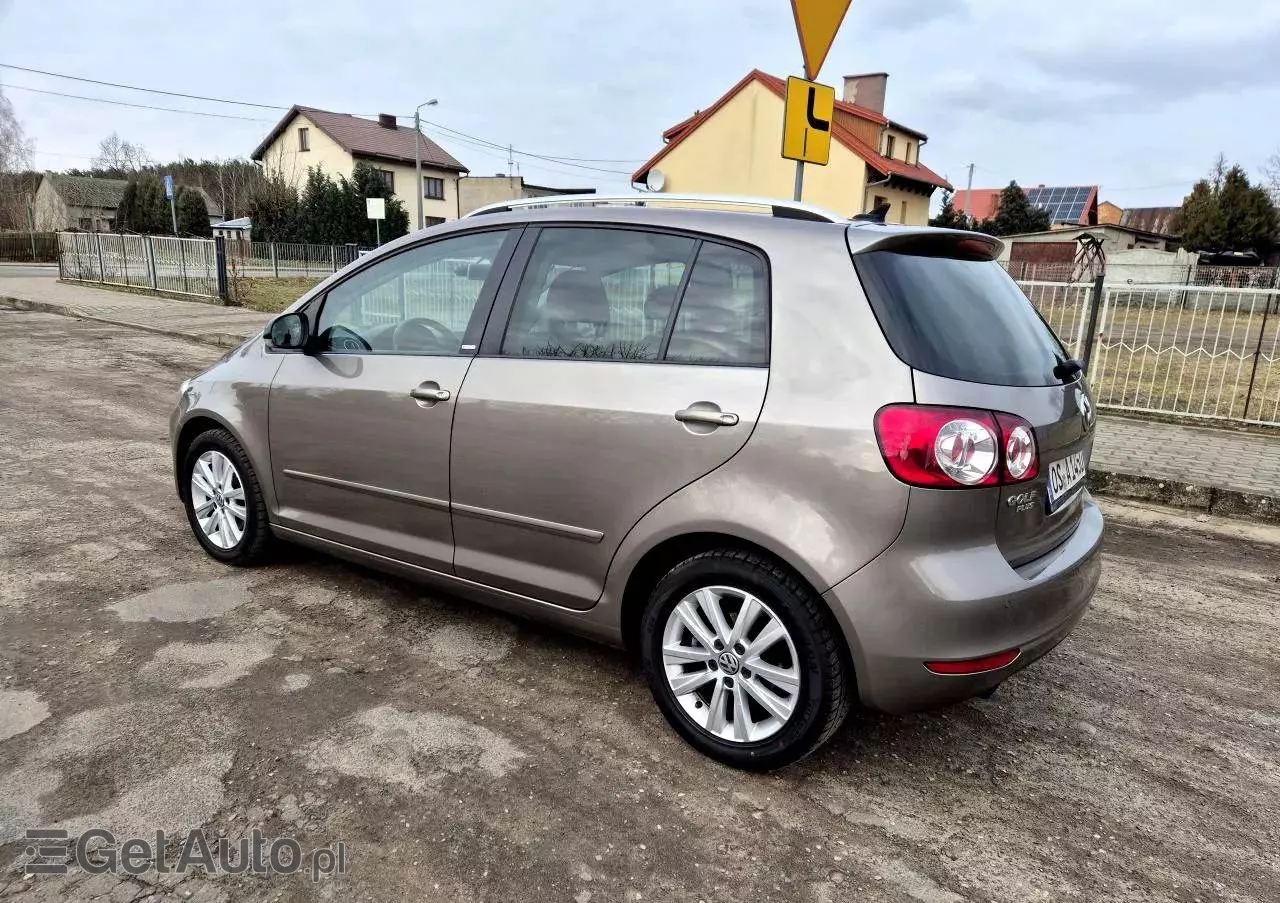 VOLKSWAGEN Golf Plus 