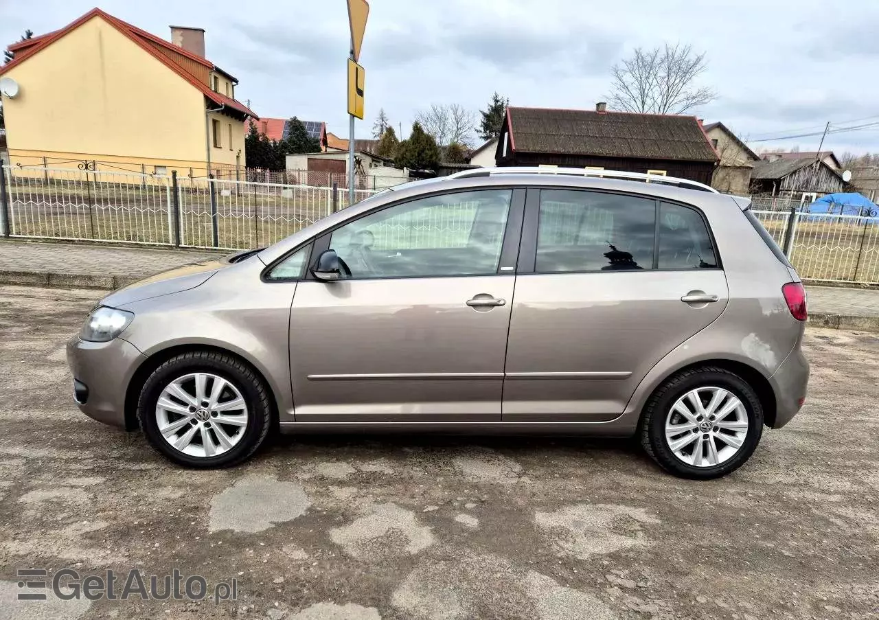VOLKSWAGEN Golf Plus 