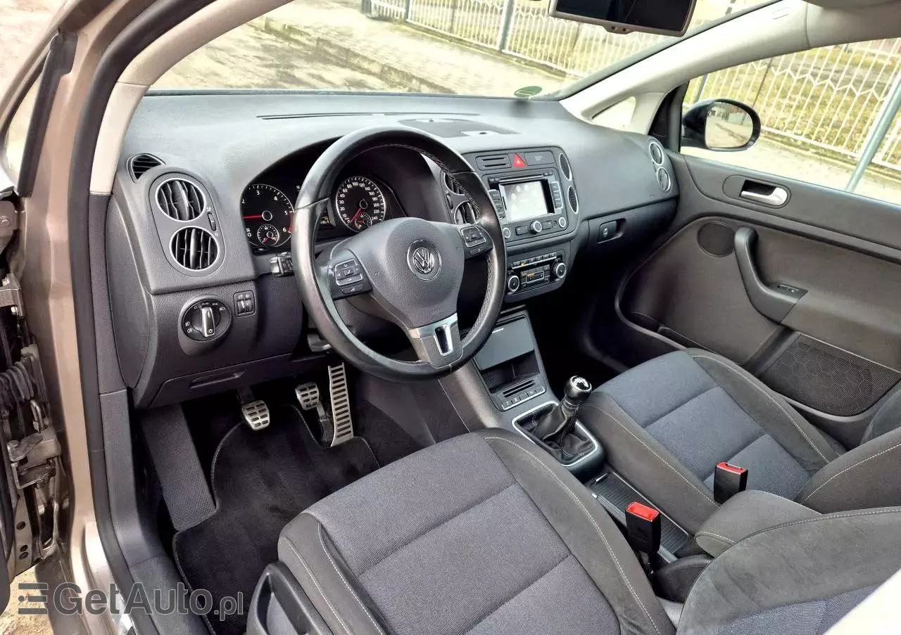 VOLKSWAGEN Golf Plus 