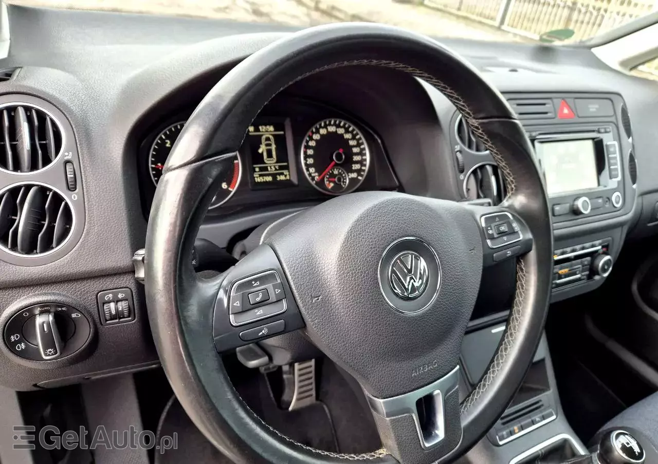 VOLKSWAGEN Golf Plus 