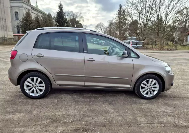 VOLKSWAGEN Golf Plus 