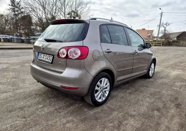 VOLKSWAGEN Golf Plus 