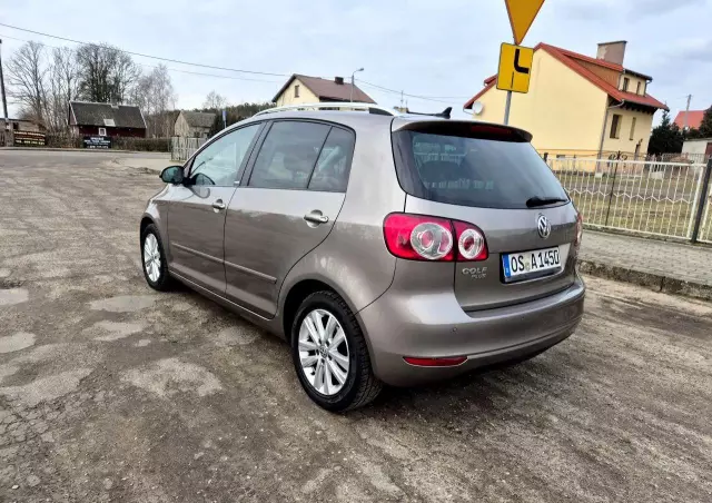 VOLKSWAGEN Golf Plus 