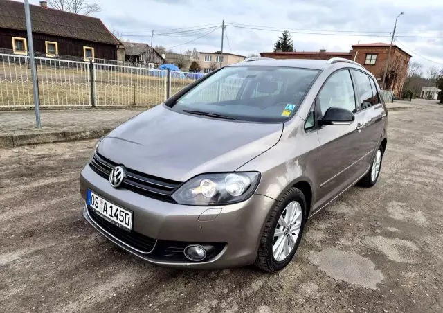VOLKSWAGEN Golf Plus 