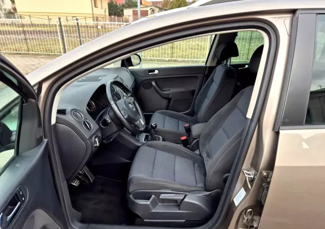 VOLKSWAGEN Golf Plus 