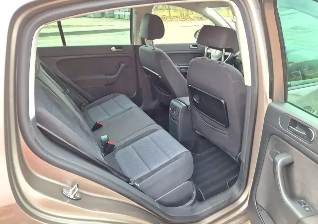 VOLKSWAGEN Golf Plus 