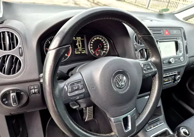 VOLKSWAGEN Golf Plus 