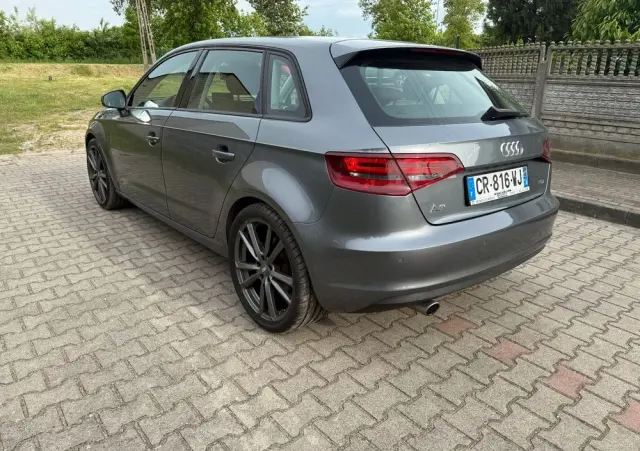AUDI A3 Sportback 1.6 TDI Attraction