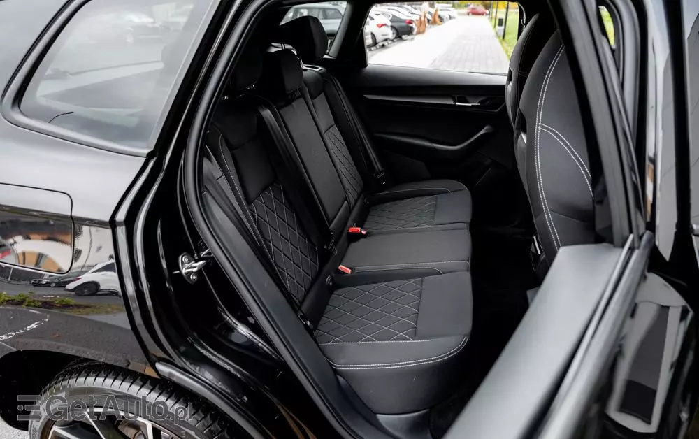 SKODA Karoq 2.0 TSI 4x4 Sportline DSG