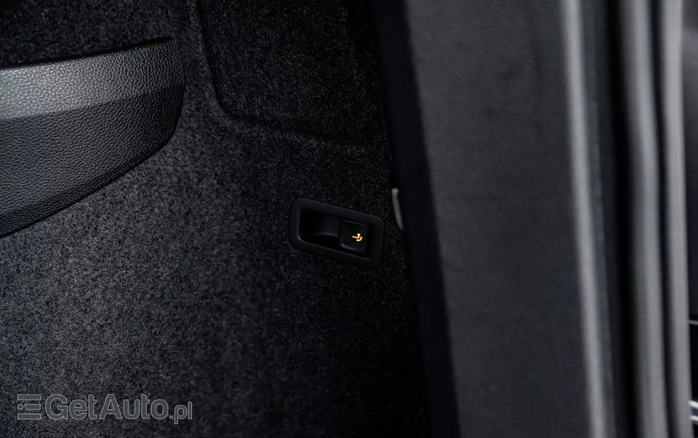 SKODA Karoq 2.0 TSI 4x4 Sportline DSG