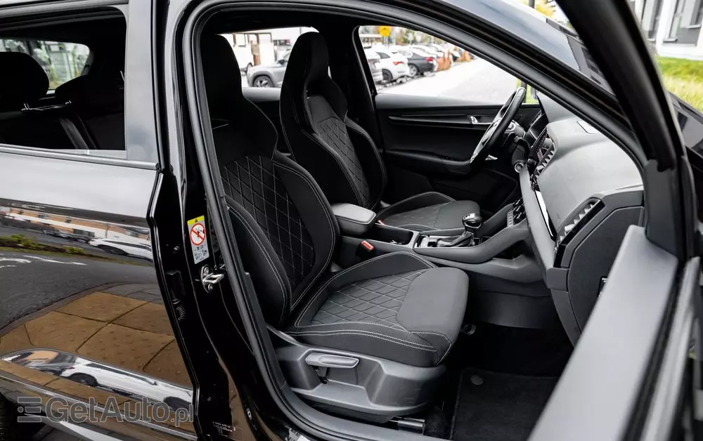 SKODA Karoq 2.0 TSI 4x4 Sportline DSG