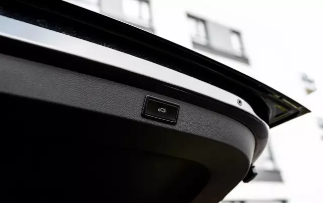 SKODA Karoq 2.0 TSI 4x4 Sportline DSG