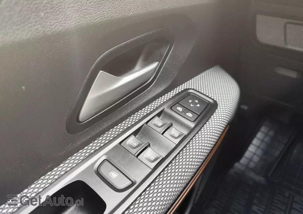 DACIA Sandero Stepway 1.0 TCe Expression CVT