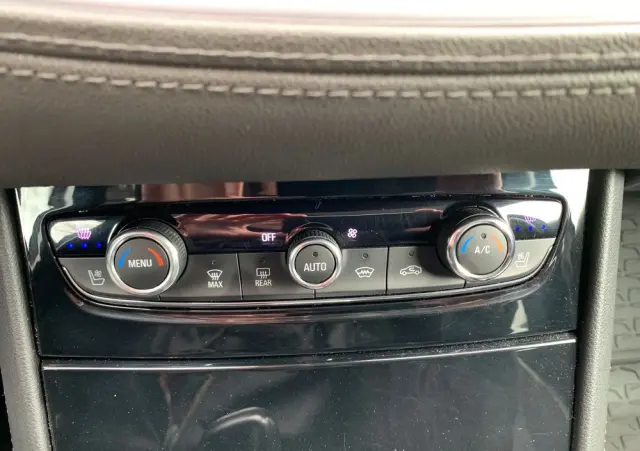 OPEL Grandland X 1.2 T GPF Elegance Business Pack S&S