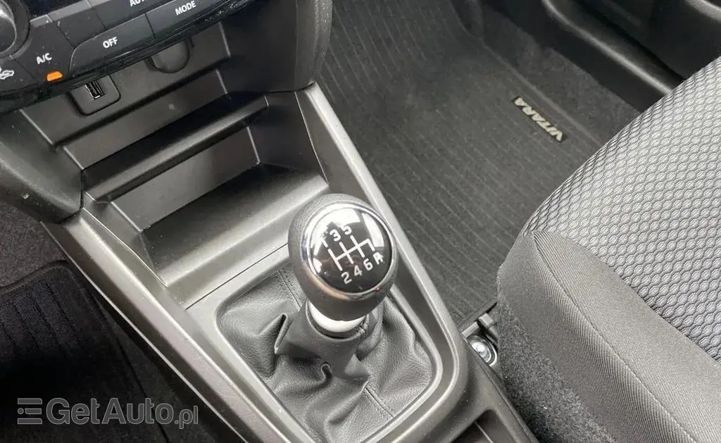 SUZUKI Vitara 