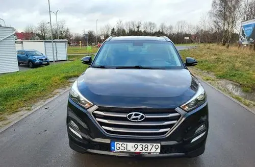 HYUNDAI Tucson 