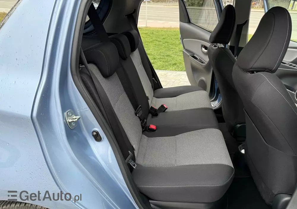 TOYOTA Yaris Hybrid 1.5 VVT-i Selection