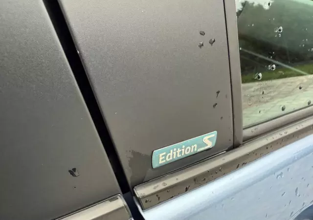 TOYOTA Yaris Hybrid 1.5 VVT-i Selection