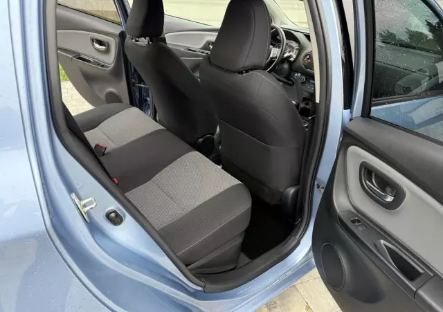 TOYOTA Yaris Hybrid 1.5 VVT-i Selection