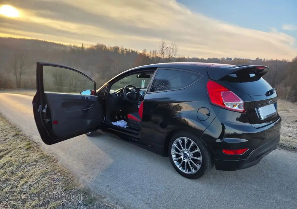 FORD Fiesta 1.0 EcoBoost STart-Stop ST-LINE