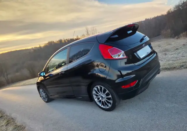 FORD Fiesta 1.0 EcoBoost STart-Stop ST-LINE