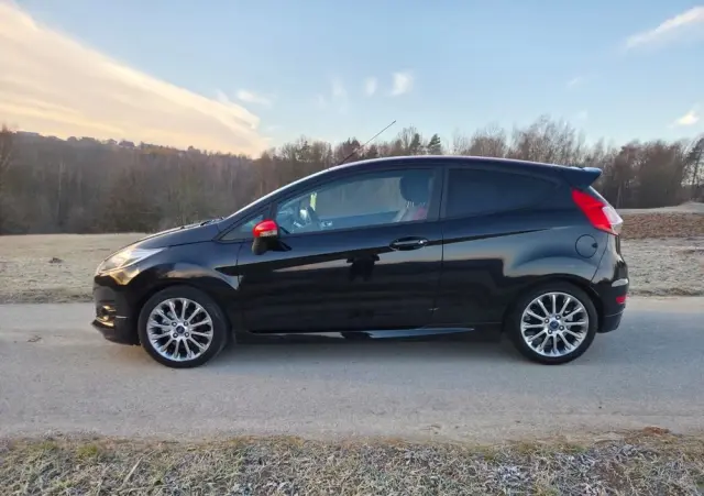 FORD Fiesta 1.0 EcoBoost STart-Stop ST-LINE