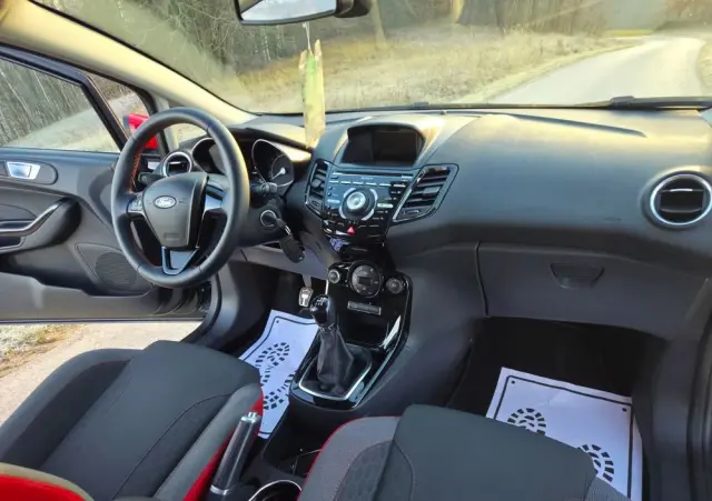 FORD Fiesta 1.0 EcoBoost STart-Stop ST-LINE