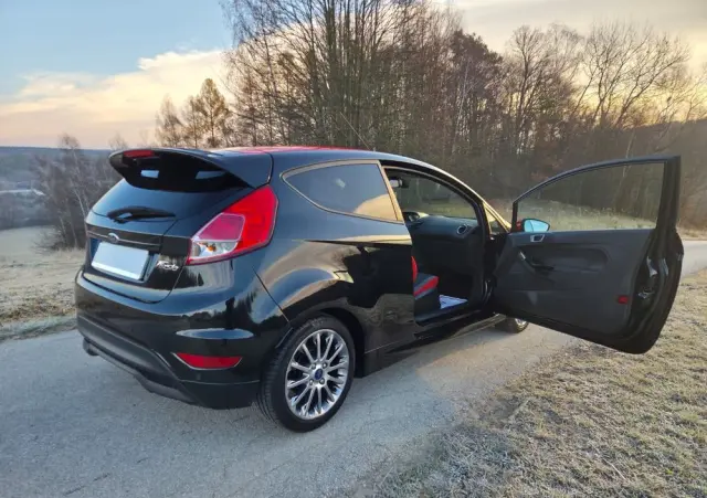 FORD Fiesta 1.0 EcoBoost STart-Stop ST-LINE