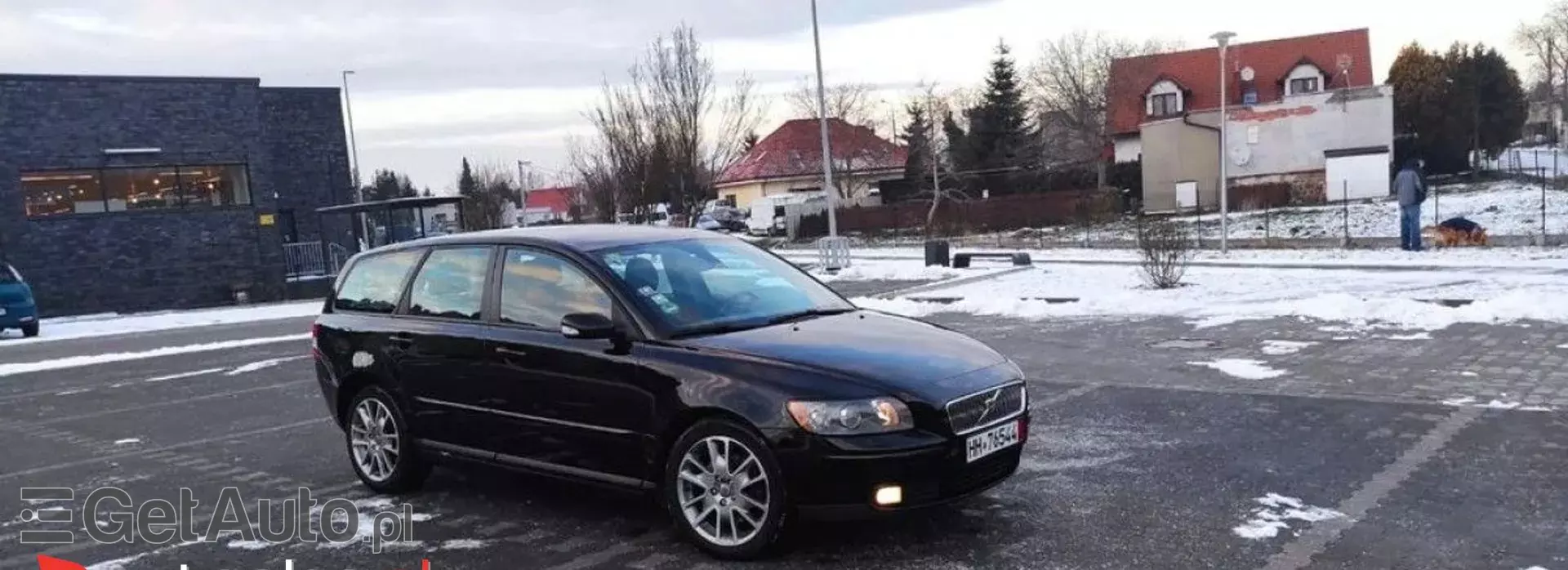 VOLVO V50 