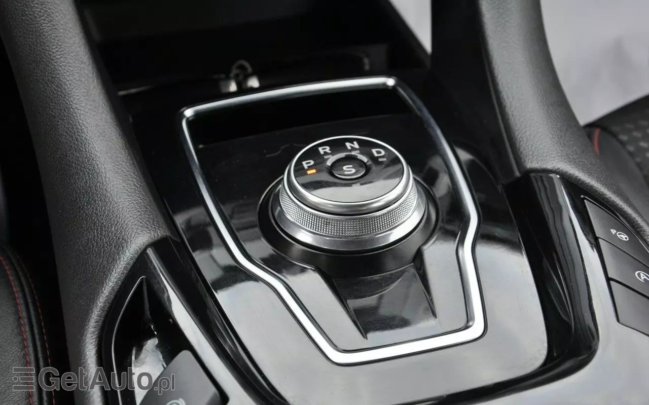 FORD Mondeo 2.0 EcoBlue ST-Line Plus