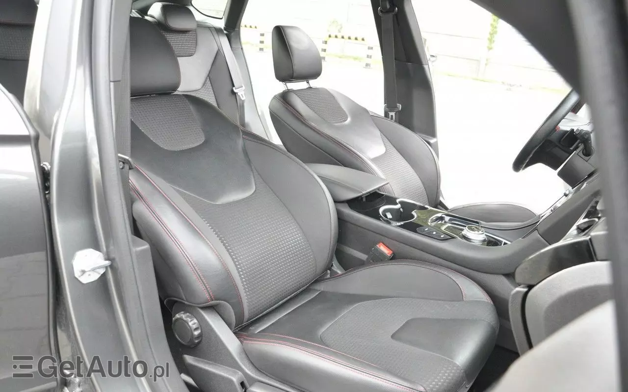 FORD Mondeo 2.0 EcoBlue ST-Line Plus