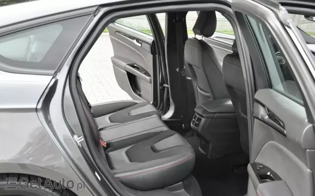 FORD Mondeo 2.0 EcoBlue ST-Line Plus