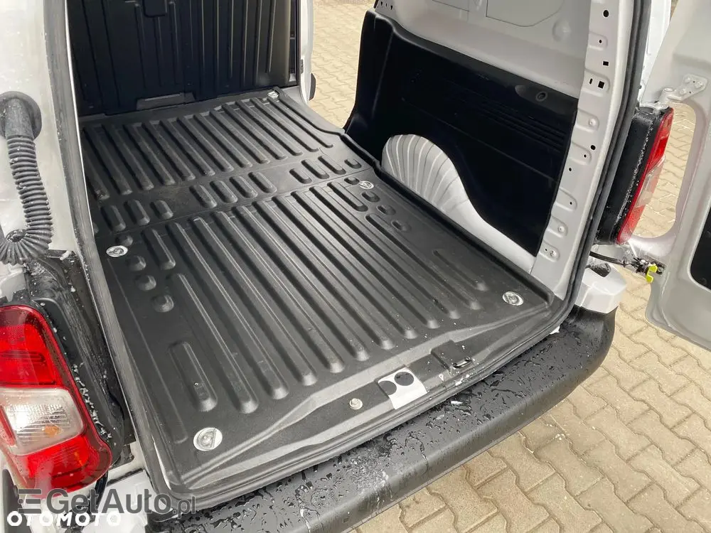 PEUGEOT PARTNER Van Long L2H1 1.5 100KM 