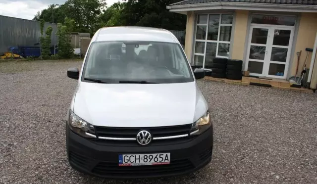 VOLKSWAGEN Caddy 