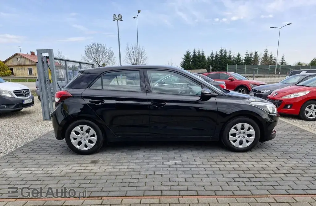 HYUNDAI I20 