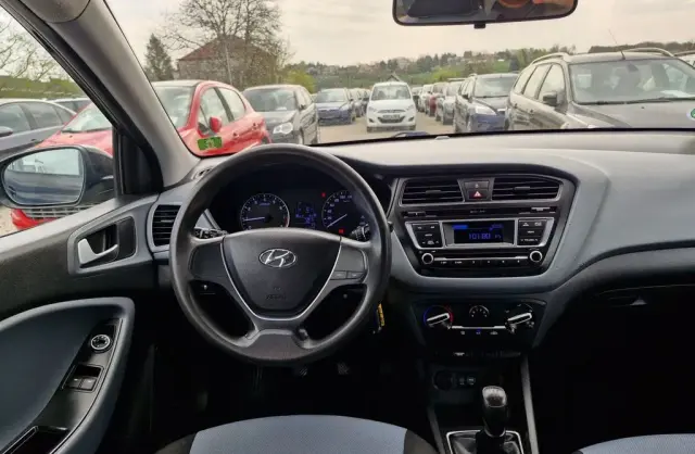 HYUNDAI I20 