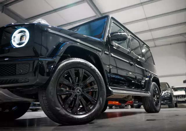 MERCEDES-BENZ Klasa G 400 d