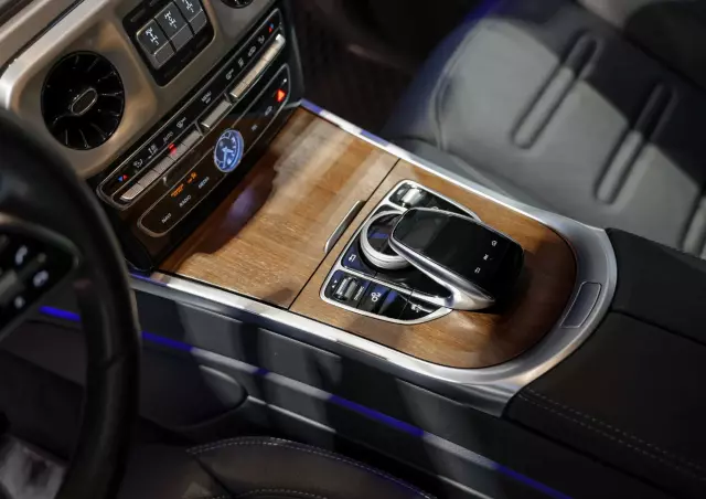 MERCEDES-BENZ Klasa G 400 d