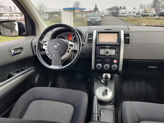 NISSAN X-Trail LE 4WD Aut.
