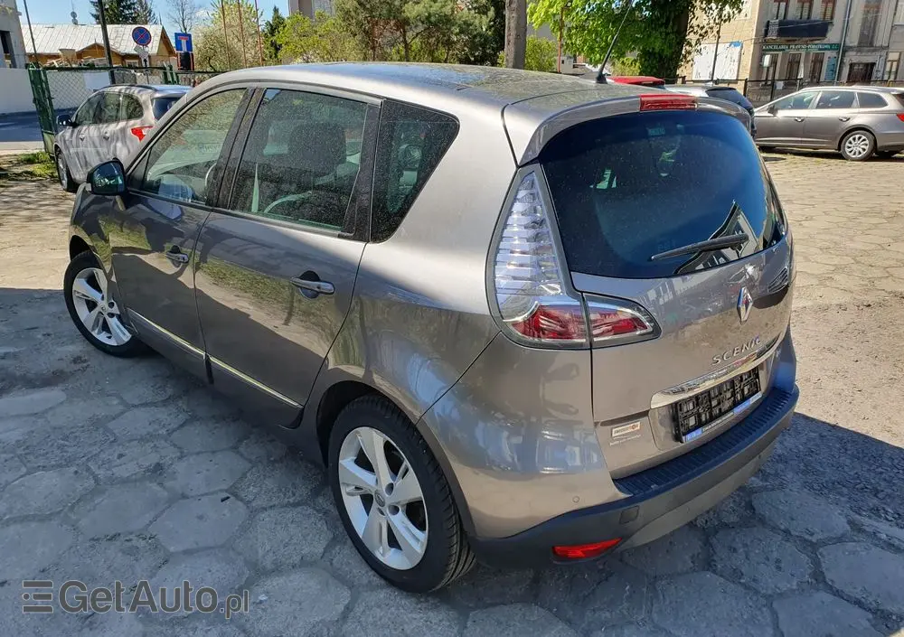 RENAULT Scenic Energy TCe 130 S&S Bose Edition