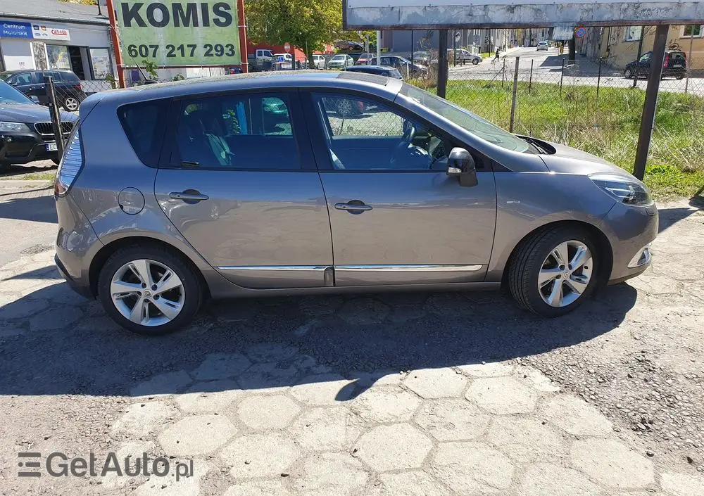 RENAULT Scenic Energy TCe 130 S&S Bose Edition